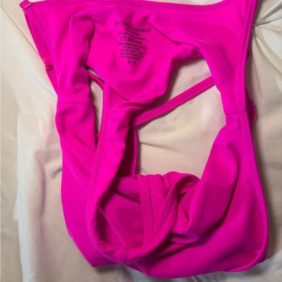 BoutineLA one piece - Picture 5 of 6